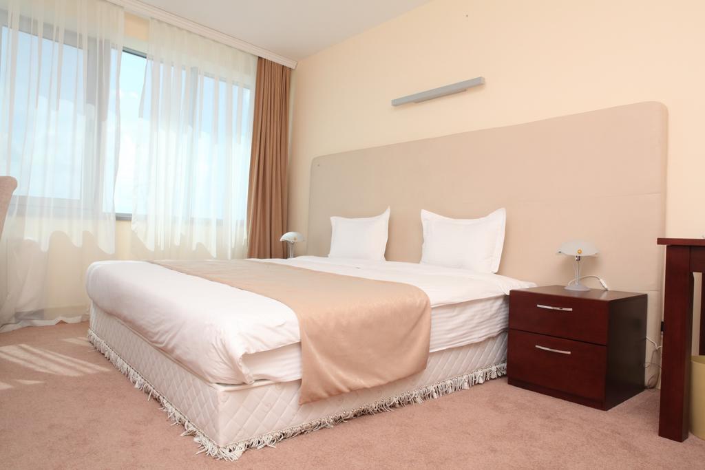 Arena Hotel Kur Mingachevir Room photo